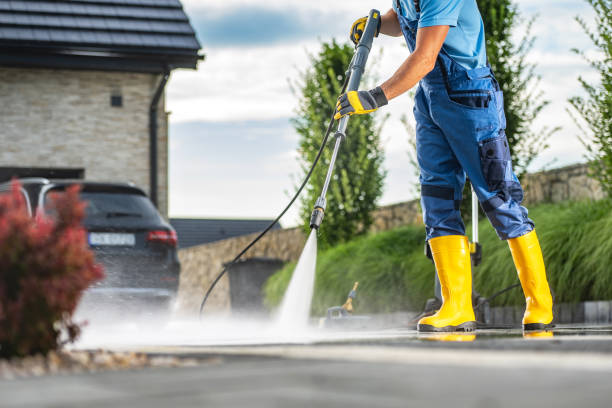 Professional  Pressure Washing in Wheaton, IL